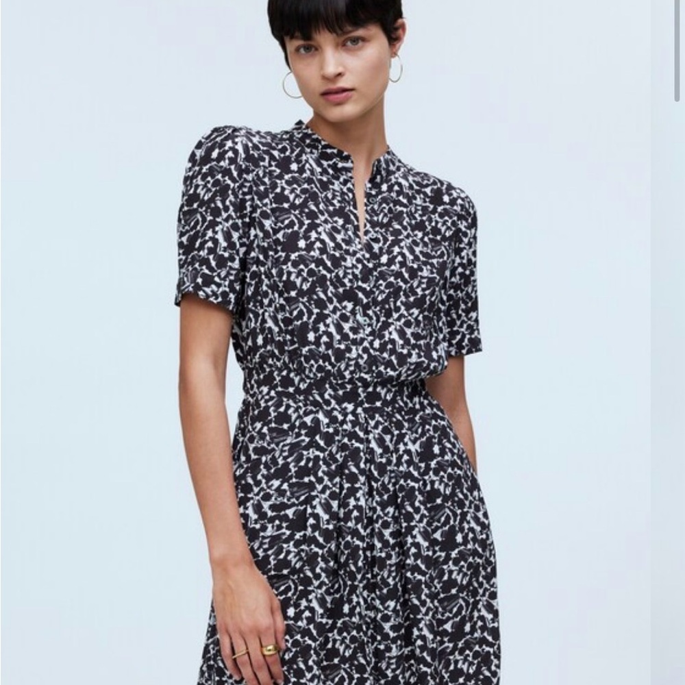 Madewell Button-Front Blouson Mini Shirtdress in Floral Crepe